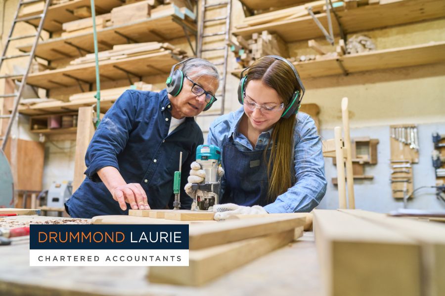 How to maintain your minimum-wage compliance. A guide from Drummond Laurie Chartered Accountants.